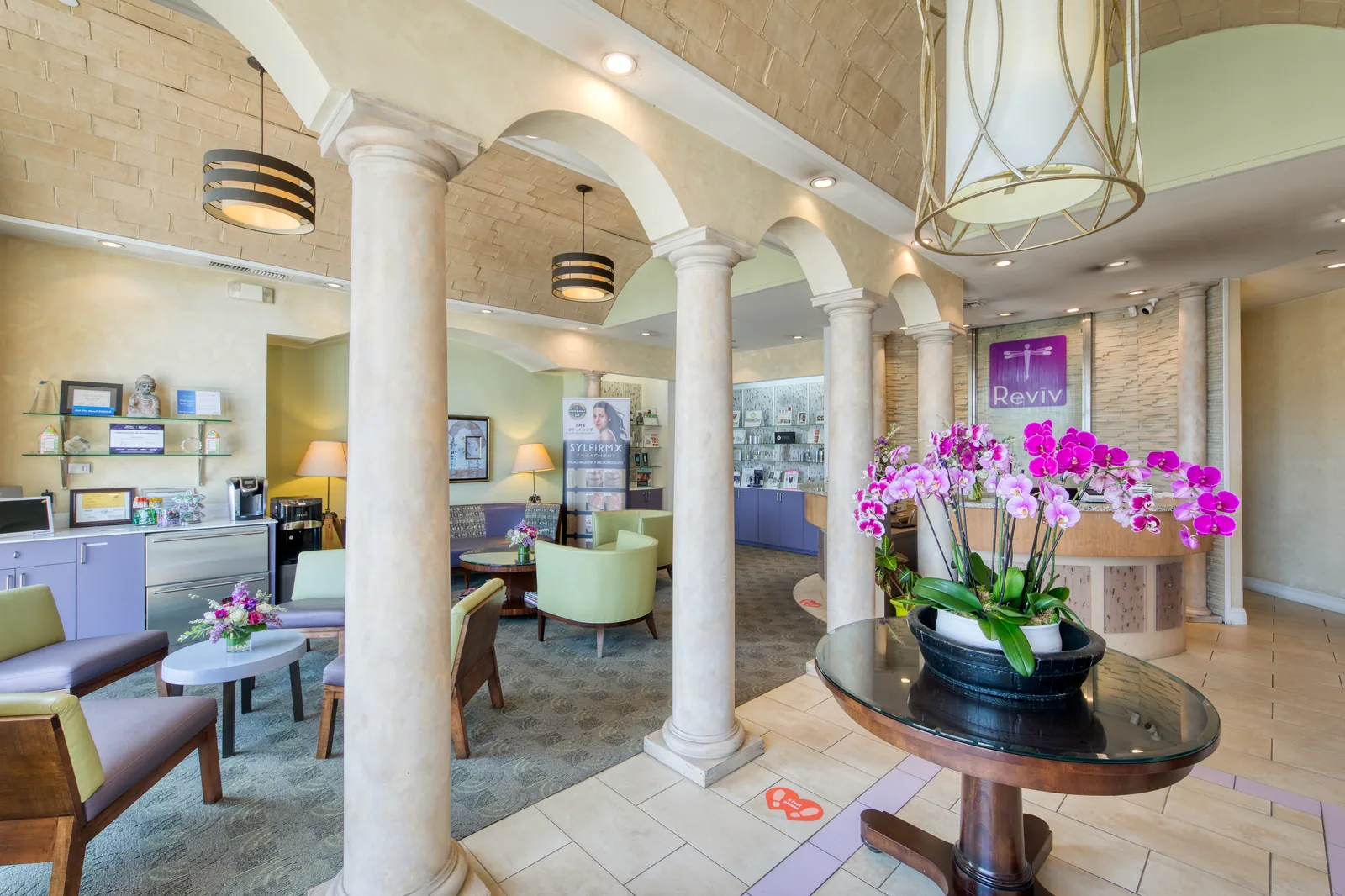 The Lounge